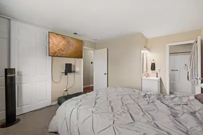 10251 Ellenwood Avenue, Sacramento, CA 95827 - Photo 16