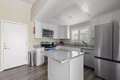 10251 Ellenwood Avenue, Sacramento, CA 95827 - Photo 8