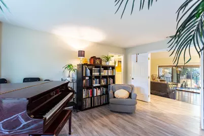 224 Oak Canyon Way, Folsom, CA 95630 - Photo 8