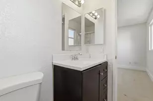 8054 Pegler Way, Sacramento, CA 95823 - Photo 24