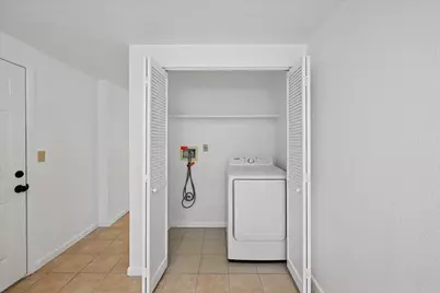 6830 Calvine Road, Sacramento, CA 95823 - Photo 18