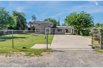 5132 E Washington Avenue, Fresno, CA 93727 - Photo 1