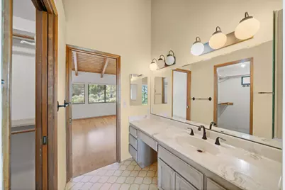 24717 Rodeo Flat Road, Auburn, CA 95602 - Photo 38