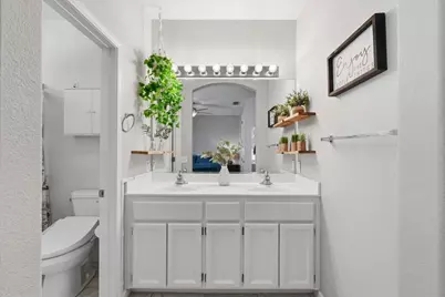 8300 White Spruce Drive, Antelope, CA 95843 - Photo 22