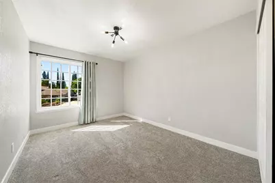 3205 Korovo Court, Sacramento, CA 95826 - Photo 32