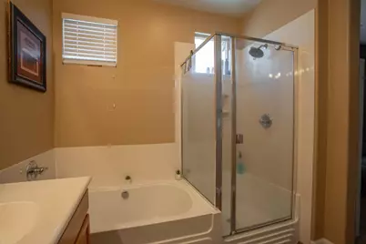 5012 Wuthering Avenue, Sacramento, CA 95823 - Photo 18