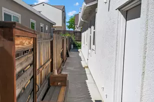 183 Michael Cox Ln, Tracy, CA 95377 - Photo 32