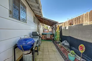 1195 Grand Ave, Olivehurst, CA 95961 - Photo 26