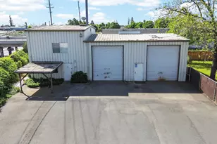 652 E Lockeford St, Lodi, CA 95240 - Photo 4