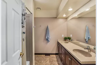 1057 Mission Ridge Drive, Manteca, CA 95337 - Photo 36