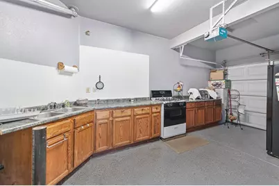 9535 Clarke Farms Road, Elk Grove, CA 95624 - Photo 28