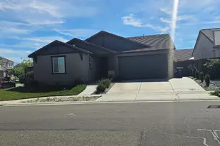 9280 Charolais Way, Elk Grove, CA 95624 - Photo 4