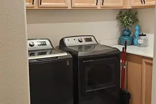 9280 Charolais Way, Elk Grove, CA 95624 - Photo 10