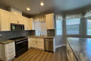 8215 Gold Sierra Ct, Antelope, CA 95843 - Photo 4