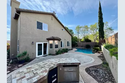 8215 Gold Sierra Court, Antelope, CA 95843 - Photo 14