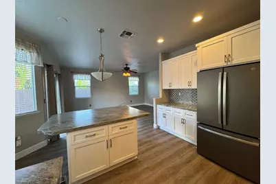 8215 Gold Sierra Court, Antelope, CA 95843 - Photo 8