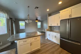 8215 Gold Sierra Ct, Antelope, CA 95843 - Photo 8