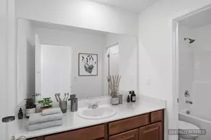 654 Flagstone Dr, Stockton, CA 95206 - Photo 18