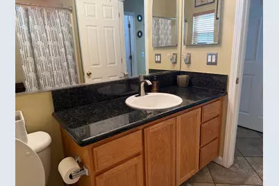 208 Murano Street, Los Banos, CA 93635 - Photo 10