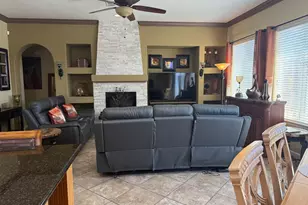 208 Murano St, Los Banos, CA 93635 - Photo 4