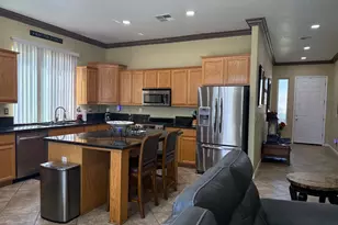 208 Murano St, Los Banos, CA 93635 - Photo 2