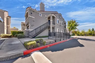 885 Halidon Way #923, Folsom, CA 95630 - Photo 2