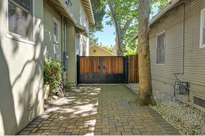 941 33rd Street, Sacramento, CA 95816 - Photo 46