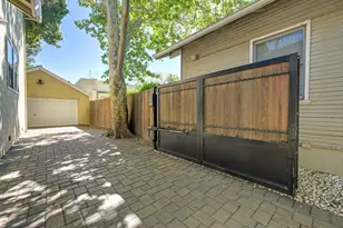 941 33rd St, Sacramento, CA 95816 - Photo 48