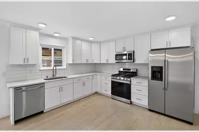 10457 Rockingham Drive, Rancho Cordova, CA 95670 - Photo 16