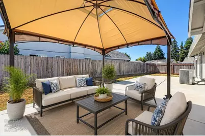 8139 Traver Court, Sacramento, CA 95828 - Photo 36