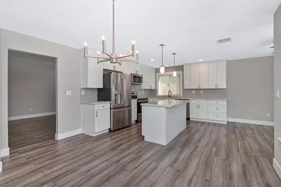 8139 Traver Court, Sacramento, CA 95828 - Photo 12