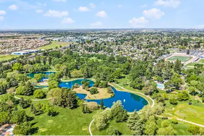 9813 Vista Grande Way, Elk Grove, CA 95624 - Photo 66