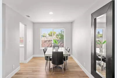 9813 Vista Grande Way, Elk Grove, CA 95624 - Photo 18