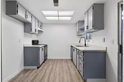 3833 Rion Way, Stockton, CA 95209 - Photo 18