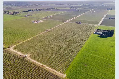10400 E Harney Lane, Lodi, CA 95240 - Photo 6