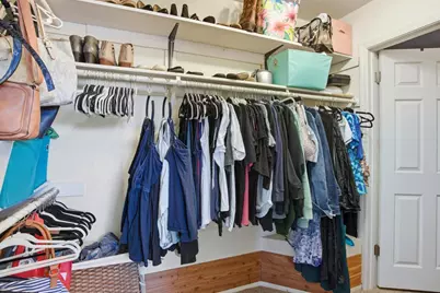 8870 Mandalay Way, Elk Grove, CA 95624 - Photo 26