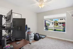 8870 Mandalay Way, Elk Grove, CA 95624 - Photo 18