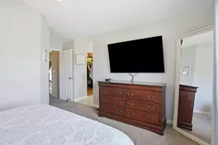 8870 Mandalay Way, Elk Grove, CA 95624 - Photo 24