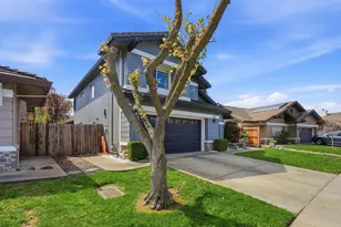 8870 Mandalay Way, Elk Grove, CA 95624 - Photo 44