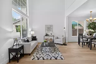 9475 Winding River Way, Elk Grove, CA 95624 - Photo 2