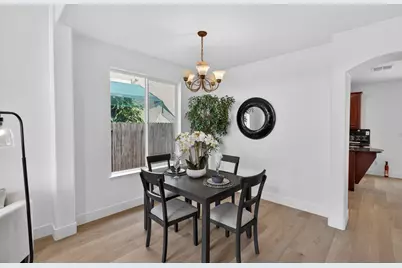 9475 Winding River Way, Elk Grove, CA 95624 - Photo 16