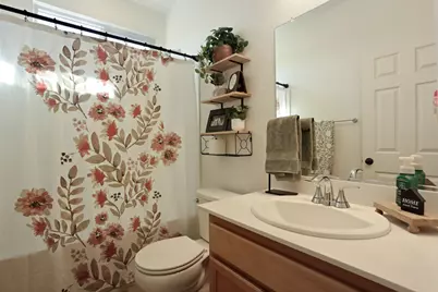 1601 Redhaven Place, Hughson, CA 95326 - Photo 6