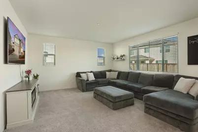 1601 Redhaven Place, Hughson, CA 95326 - Photo 8