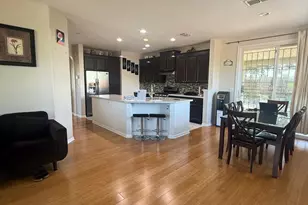 7950 Roseview Way, Sacramento, CA 95828 - Photo 6