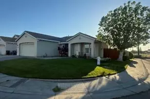 7950 Roseview Way, Sacramento, CA 95828 - Photo 4