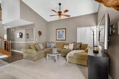 5937 Laguna Villa Way, Elk Grove, CA 95758 - Photo 8