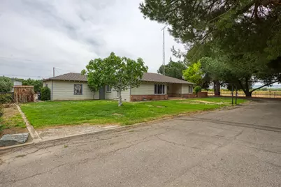 1248 E Las Palmas Avenue, Patterson, CA 95363 - Photo 4