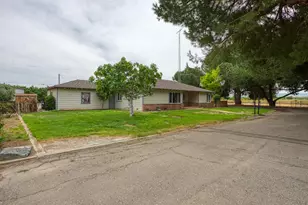 1248 E Las Palmas Ave, Patterson, CA 95363 - Photo 4