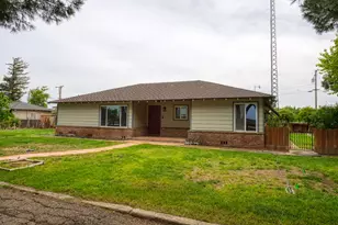 1248 E Las Palmas Ave, Patterson, CA 95363 - Photo 2