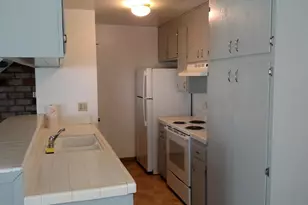 5636 Madison Ave, Sacramento, CA 95841 - Photo 8